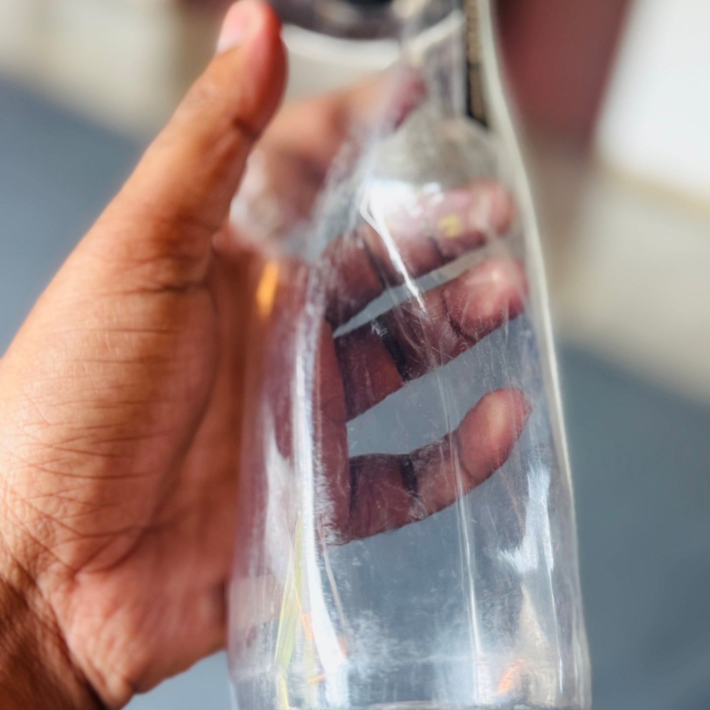 Iceberg Water Bottle Black 700Ml