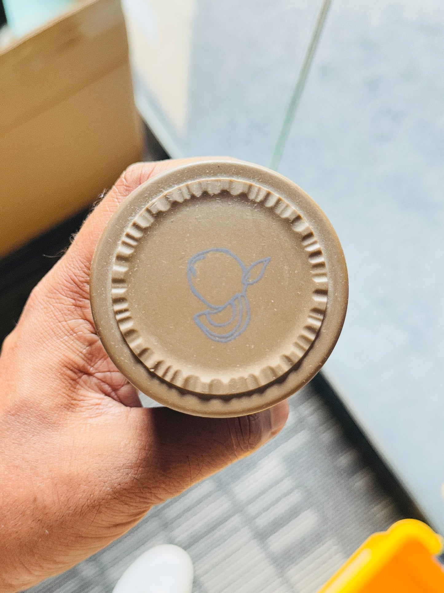 L&L Fruit Tumbler 400Ml - Brown