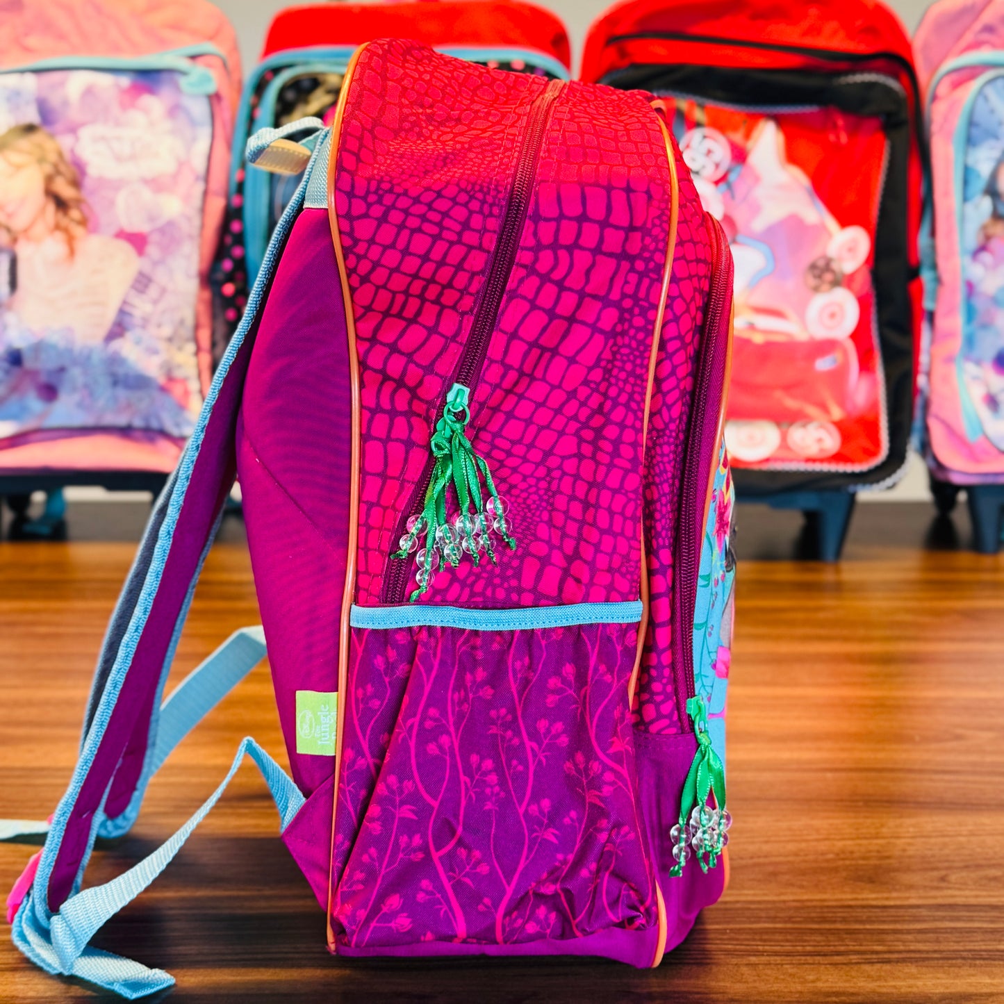 18" Large Backpack With 1 Compartment
