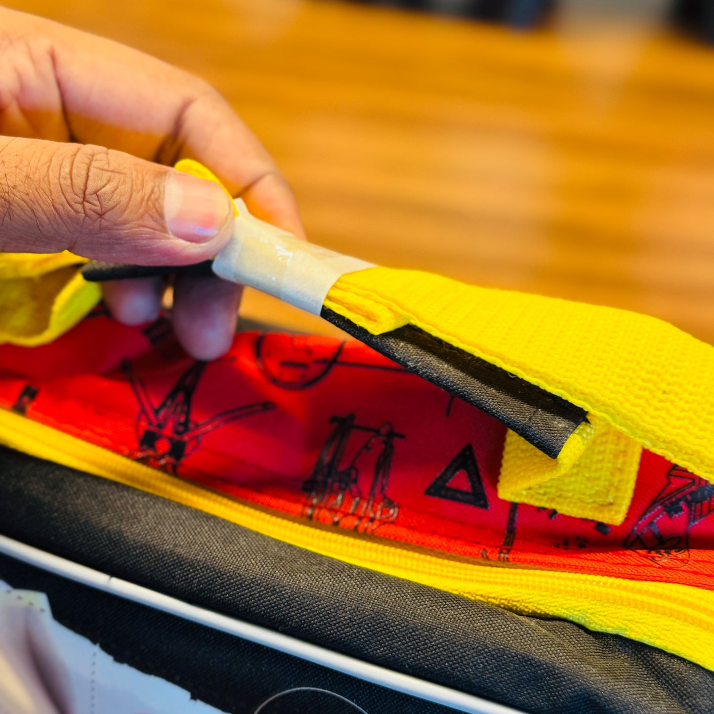 Insulated Lunch Tote With Strap (PLS)