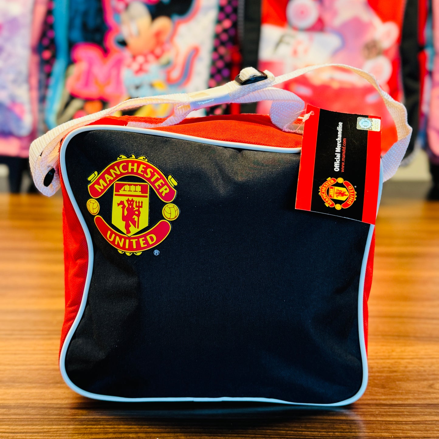 Insulated Lunch Tote With Shoulder Strap (MNU)