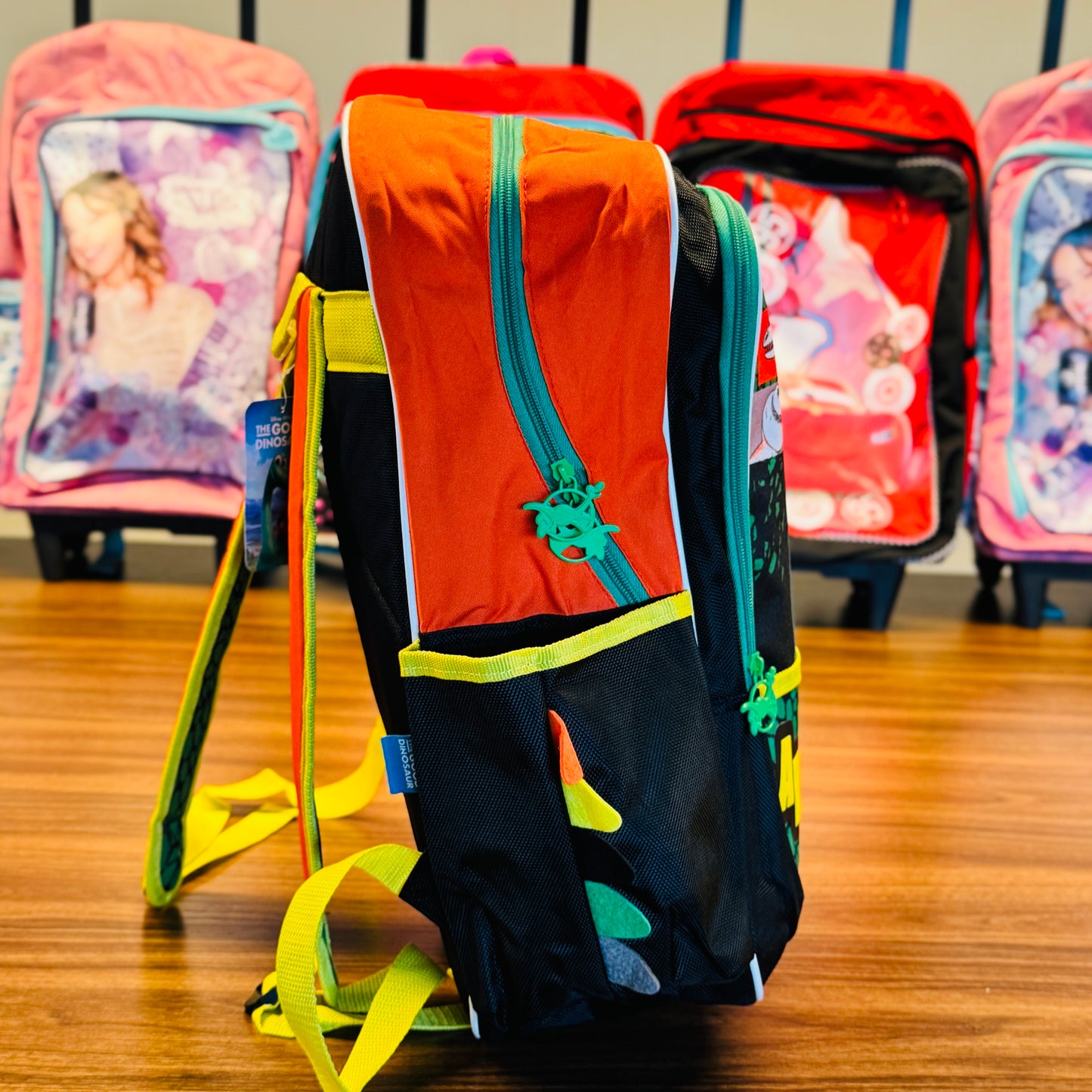 18" Large Backpack With 2 Compartment (TGD)