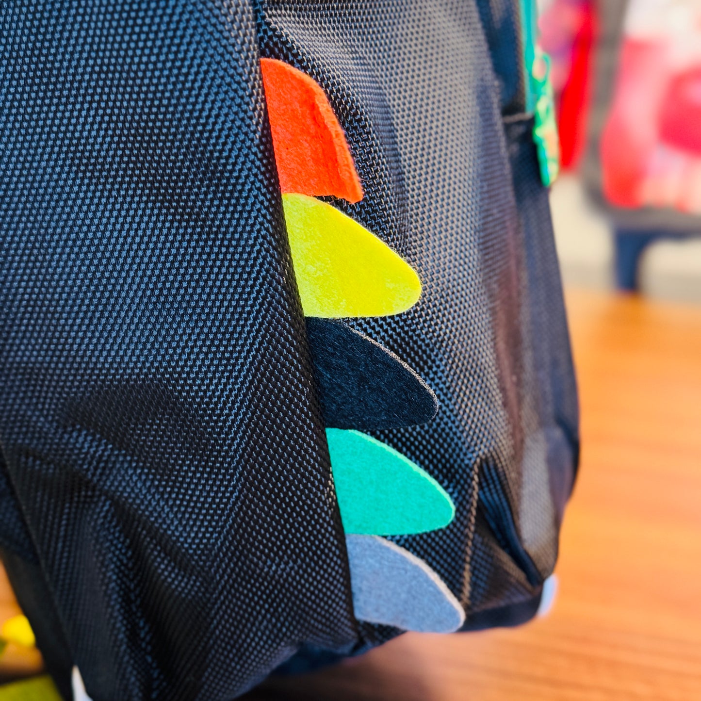 18" Large Backpack With 2 Compartment (TGD)
