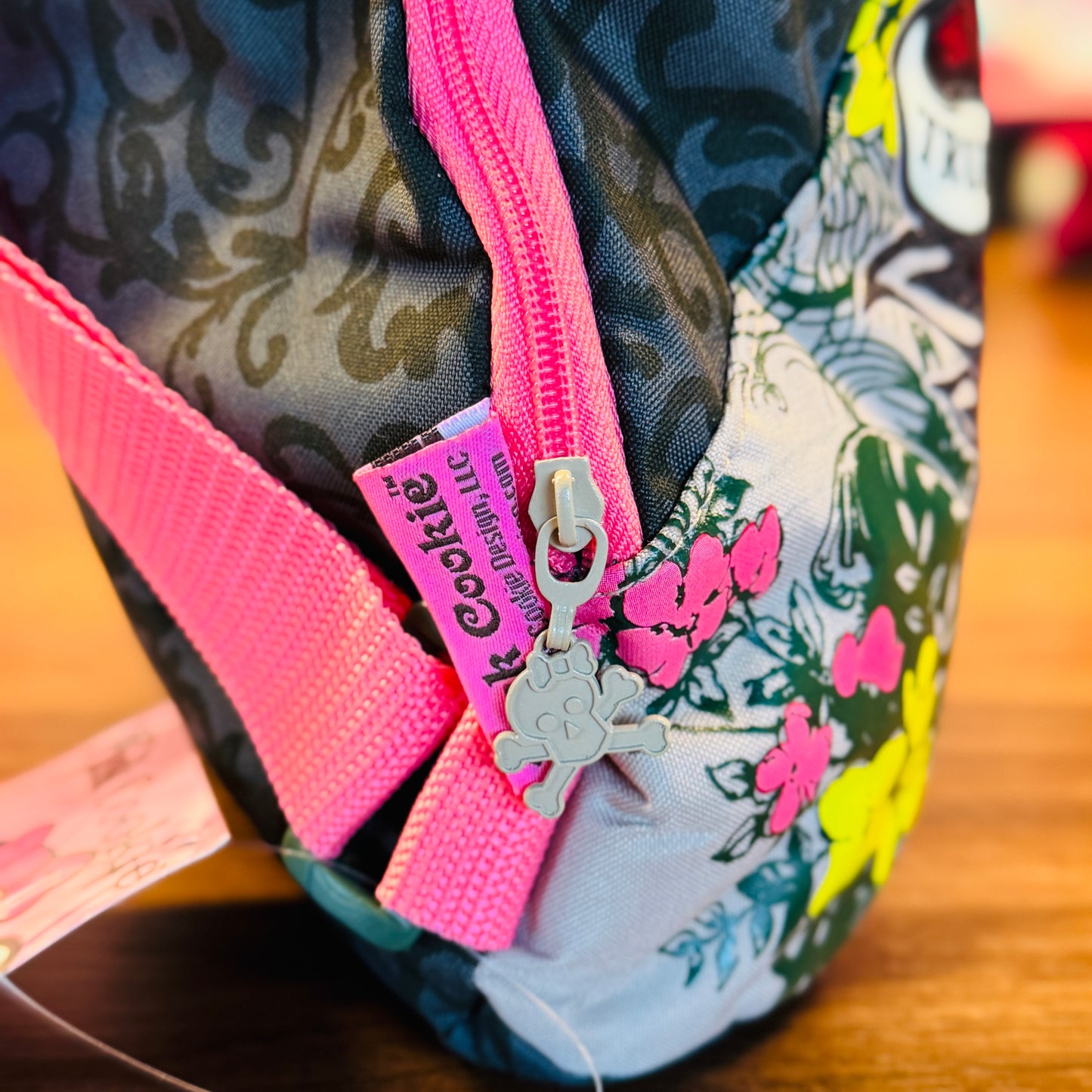 Insulated Sling Tote With Pocket & Shoulder Strap (CKA)