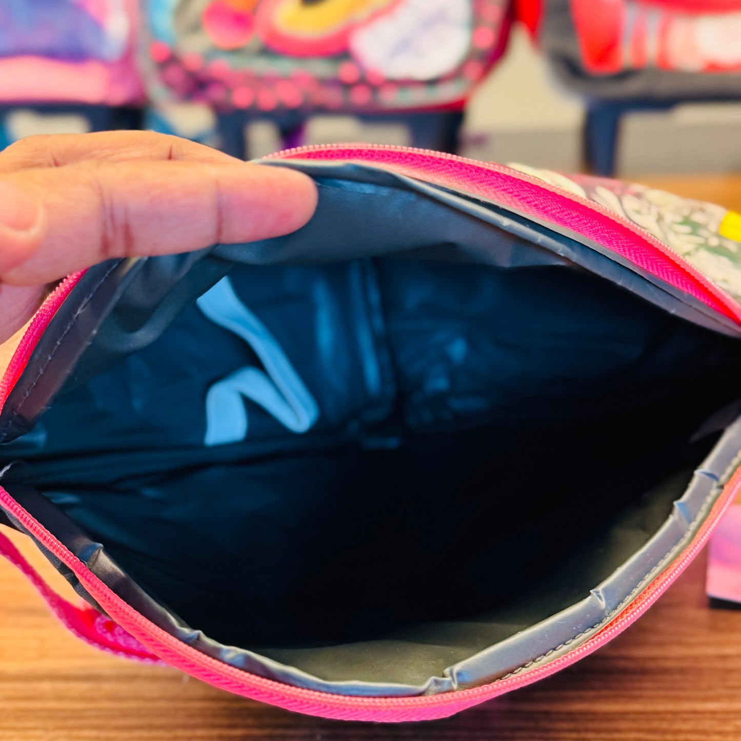 Insulated Sling Tote With Pocket & Shoulder Strap (CKA)