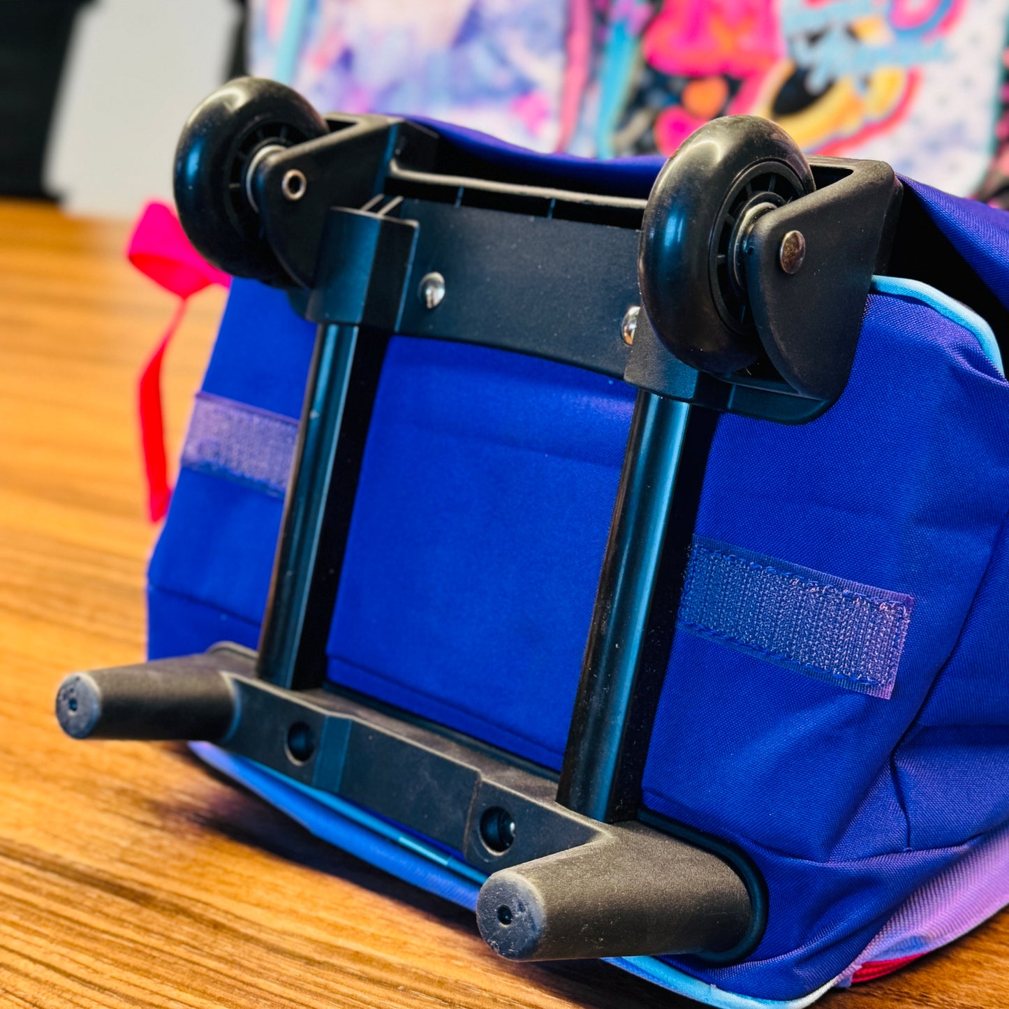 18" Large Roller Backpack, Reflective Strip, 2Compartments, 1Front & 2Sides Pockets (FPS)