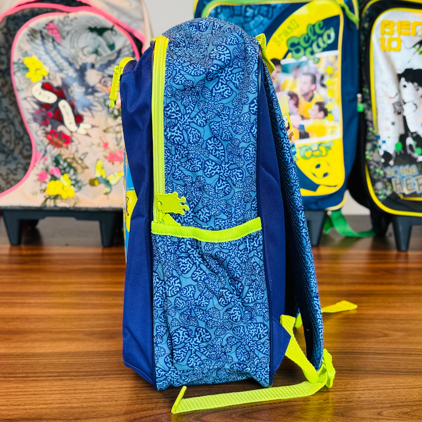 15" Medium Backpack (SHR)