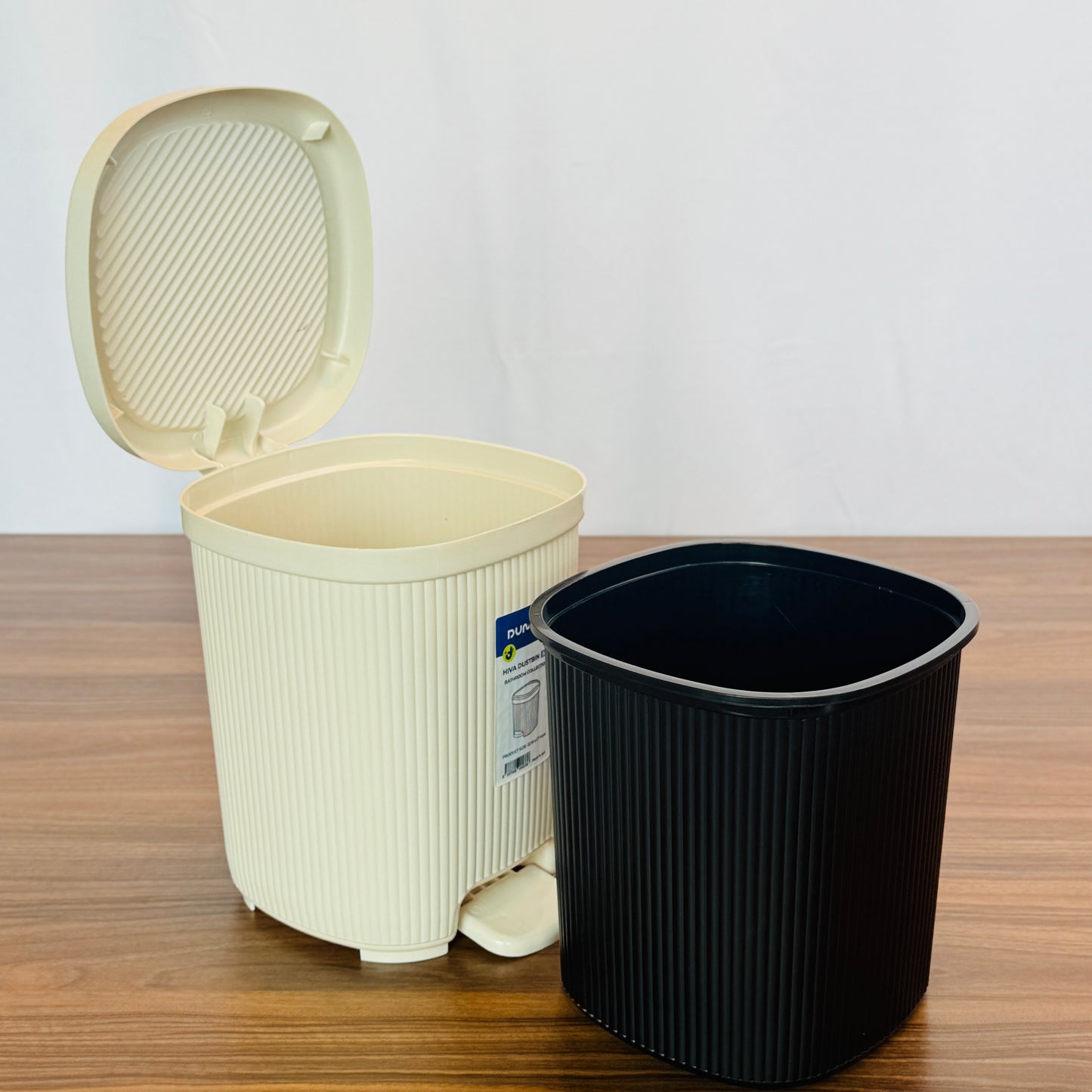 Hiva Medium Dustbin 109