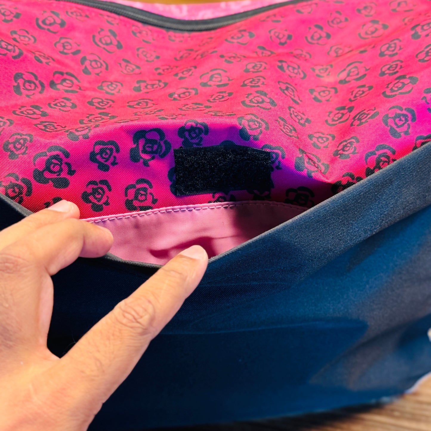 Shoulder Bag W/ Laptop Compartment & 2 Other Compartments & Mobile Phone Pocket (MFC)